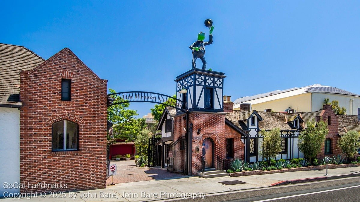 The Charlie Chaplin Studio Movie Cinema Hollywood Bus Tour Los Angeles